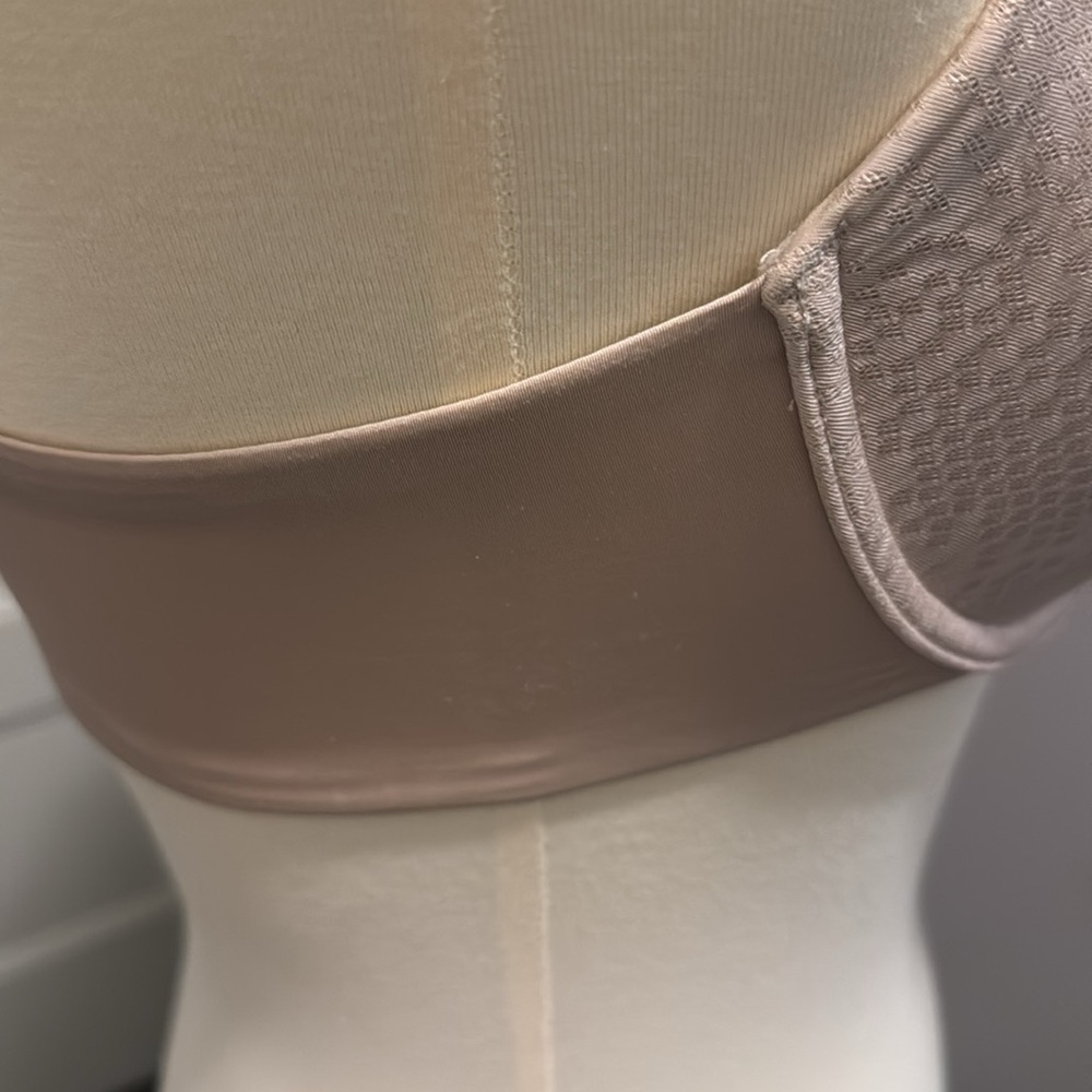 Natori bra - Picture 4 of 5